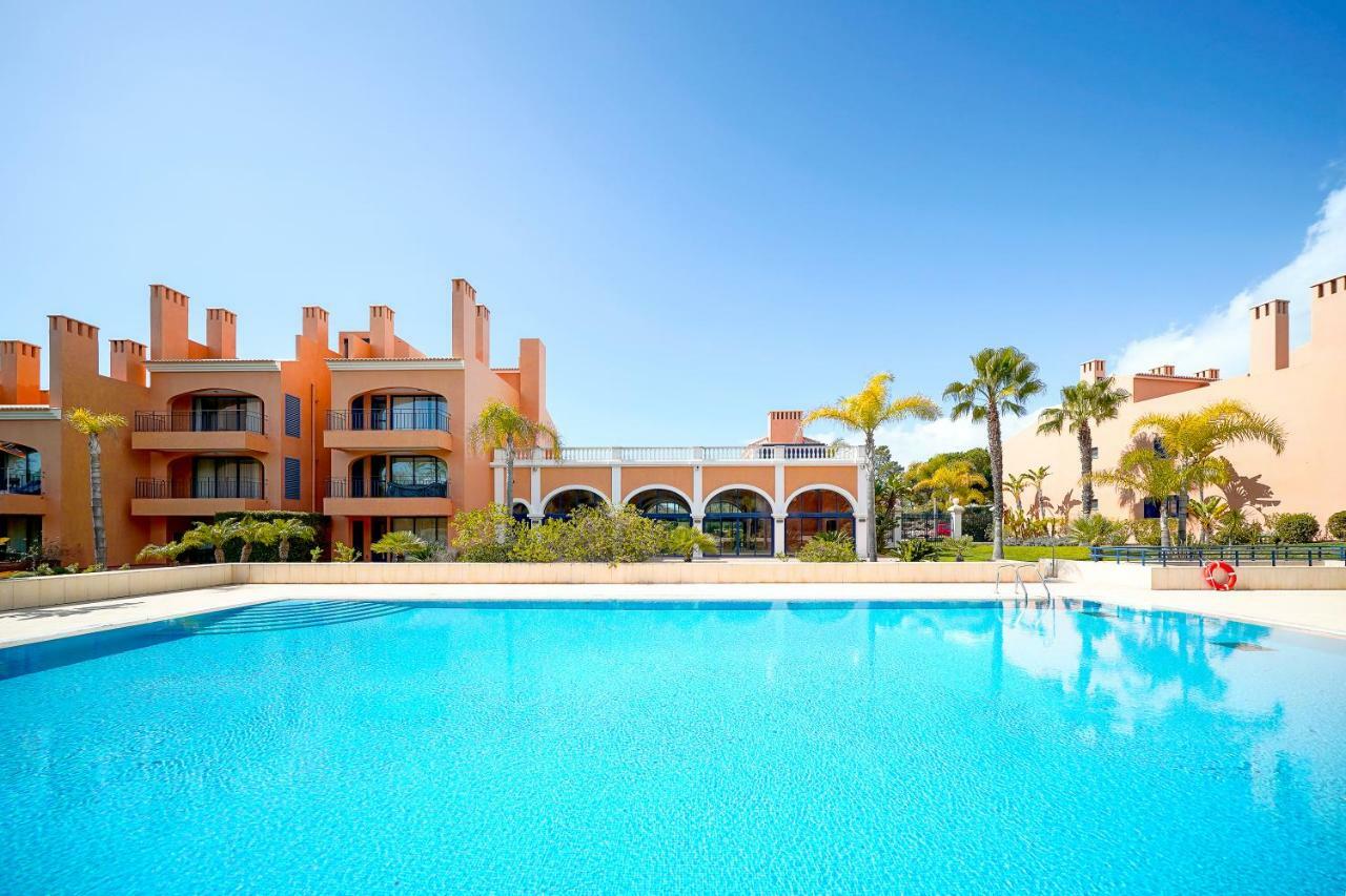 Al - Apartamento Vila Sol F5 Ah Куартейра Екстер'єр фото
